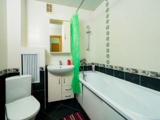 Сдам 1 комнатную квартиру с индивидуальным отоплением посуточно удобное расположение фото 6